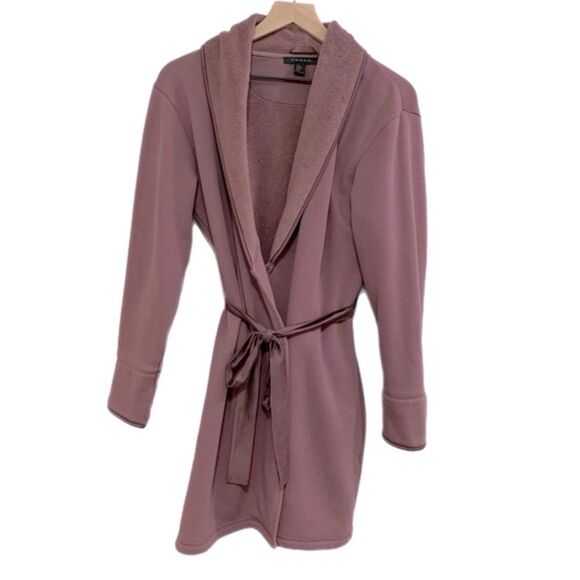 TAHARI ROBE DUSTER WOMENS MEDIUM MAUVE LONGLINE POCKETS SATIN BELT FLEECE. - Picture 1 of 15